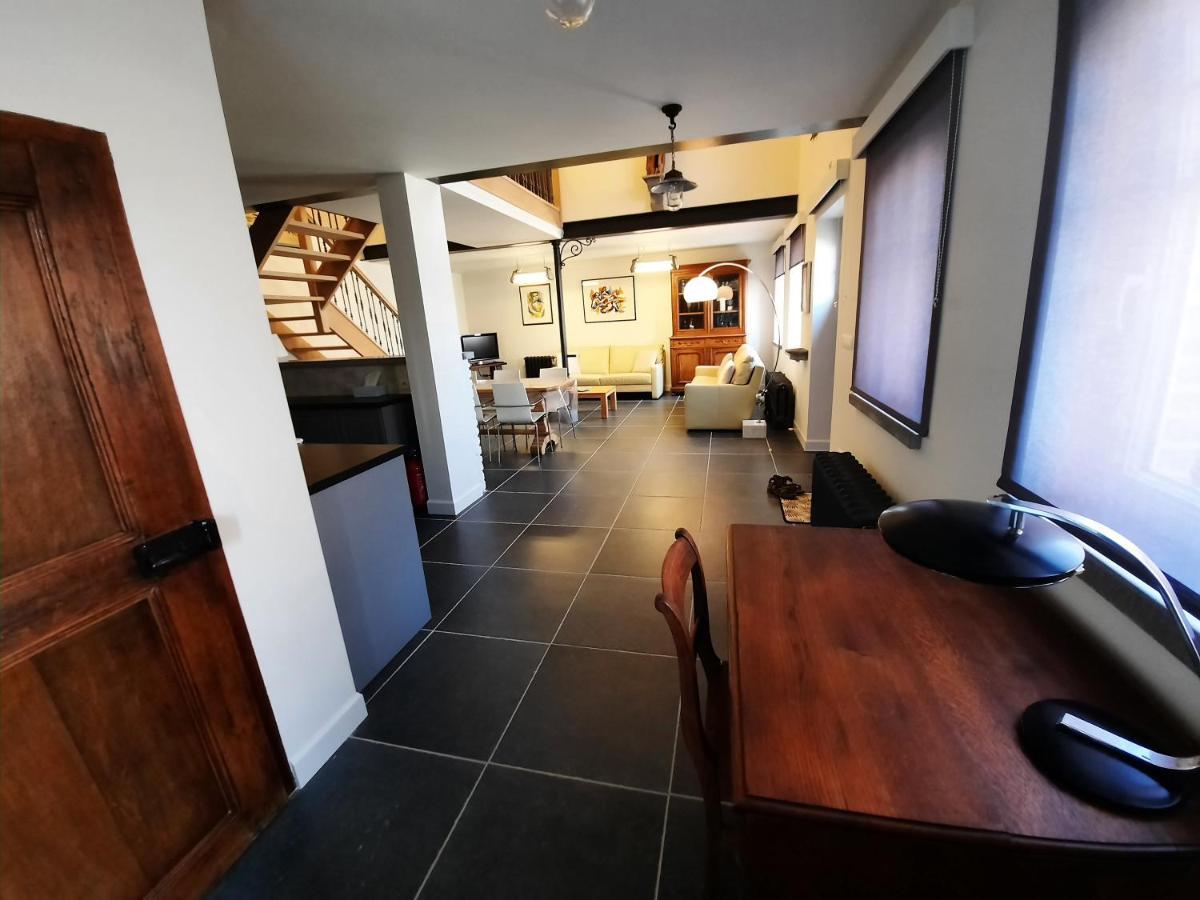 Het Stalhuys Villa Riemst Exteriör bild